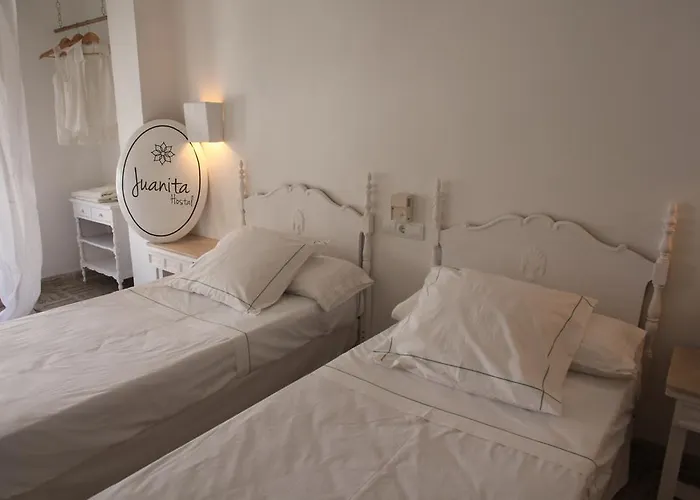 Habitación Estándar con 2 Camas Individuales
