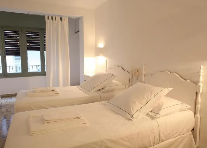Habitación Estándar con 2 Camas Individuales